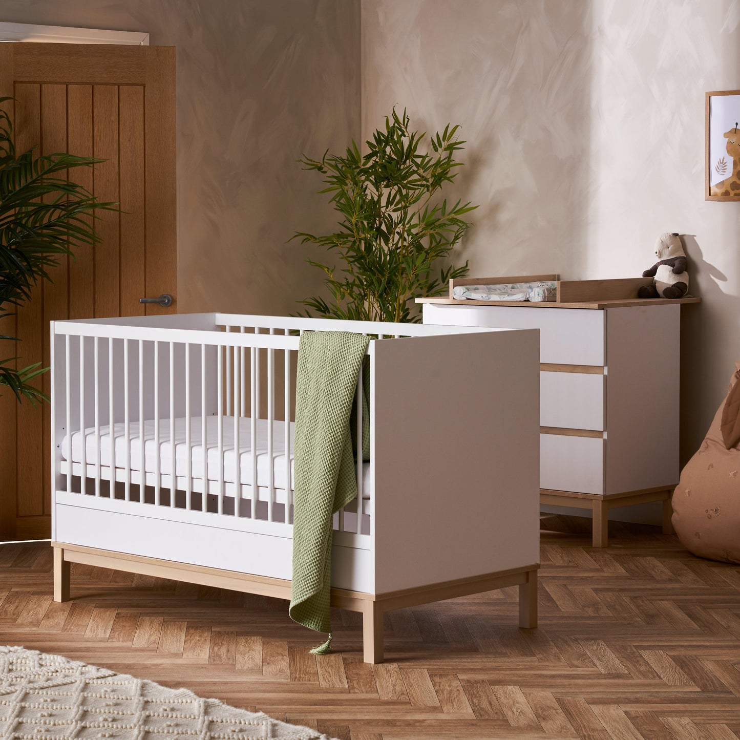 Astrid 2 Piece Room Set