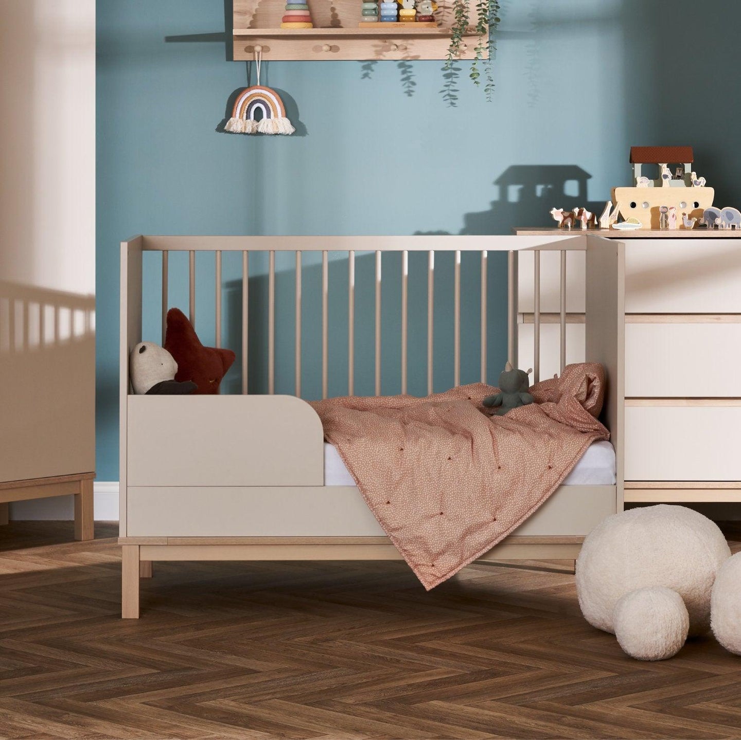 Astrid Mini 2 Piece Room Set