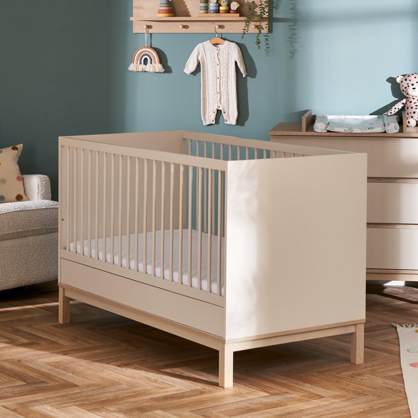 Astrid Cot Bed