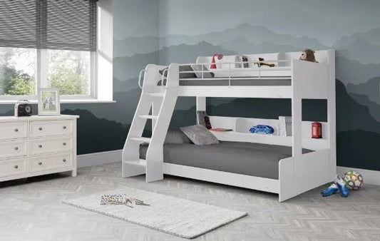 The Atlas Triple Sleeper - Millie & Jones